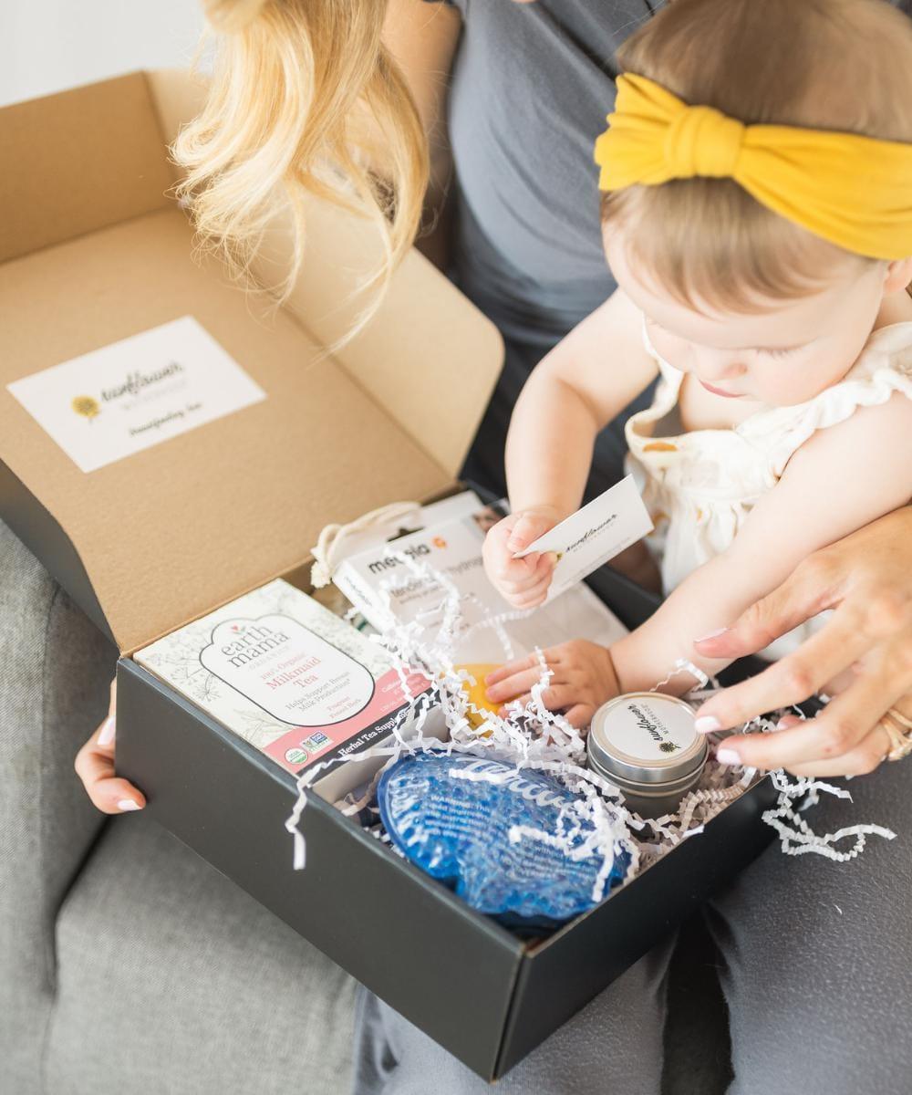 Sunflower Motherhood Breastfeeding Box - Nursing & Pumping Essentials